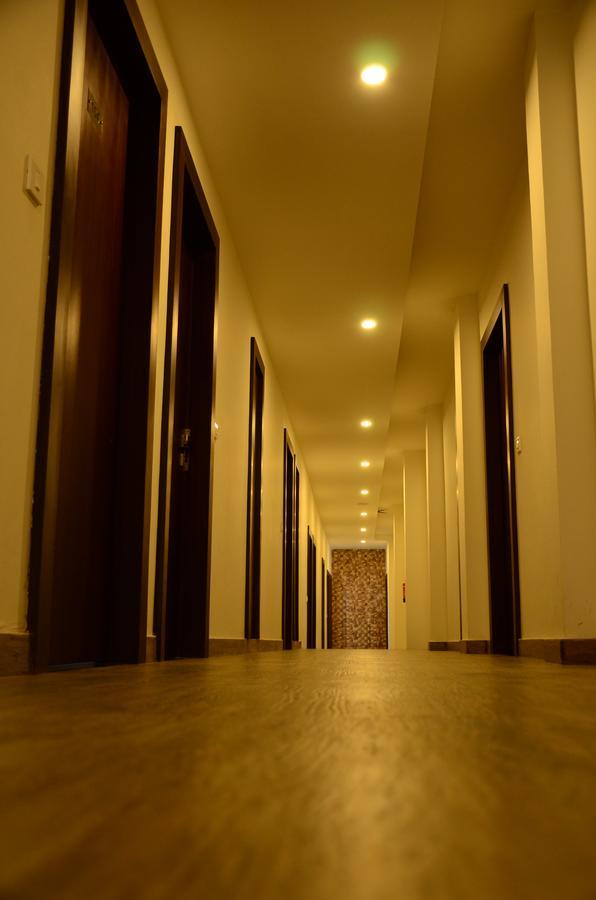 Hotel The Onix Dehradun Ngoại thất bức ảnh